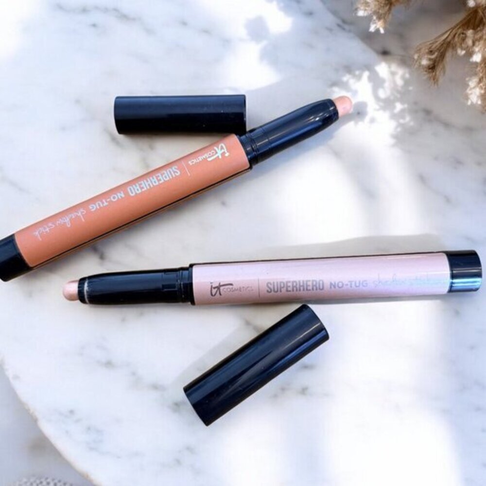 IT Cosmetics X2 Superhero No-Tug Longwear Eyeshadow Sticks Tough Tan Silk Armor